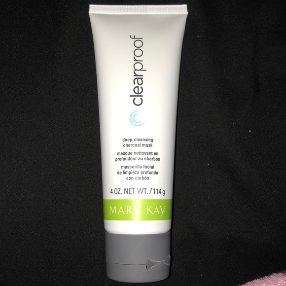 Mary Kay Deep-Cleansing Charcoal Mask - Picture 4 of 5